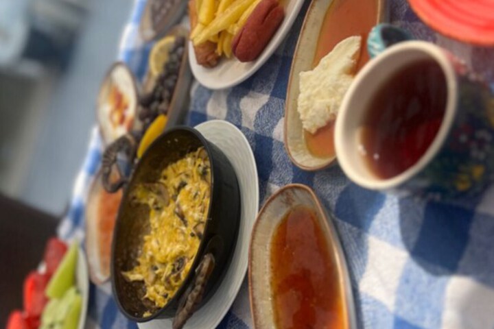 Dining 64 of 103