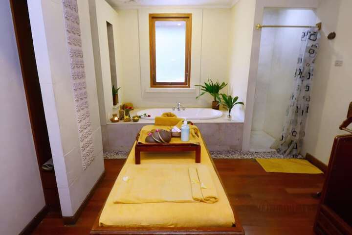 Bath Interior