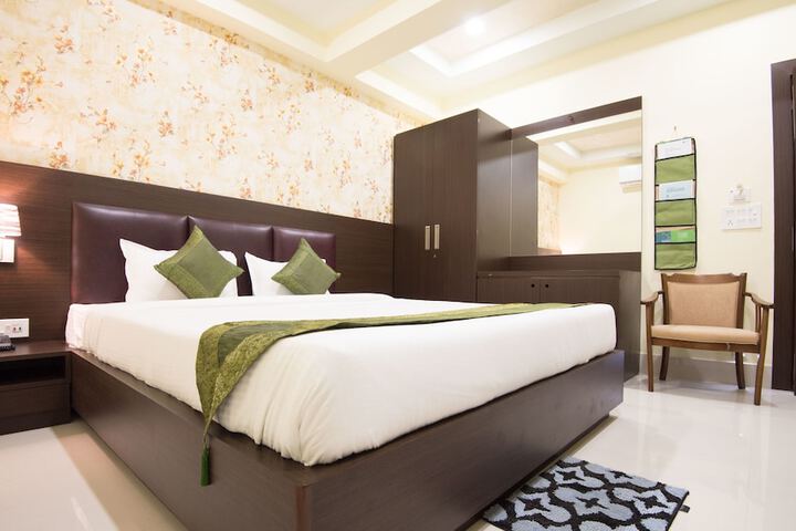 Room 14 of 46
