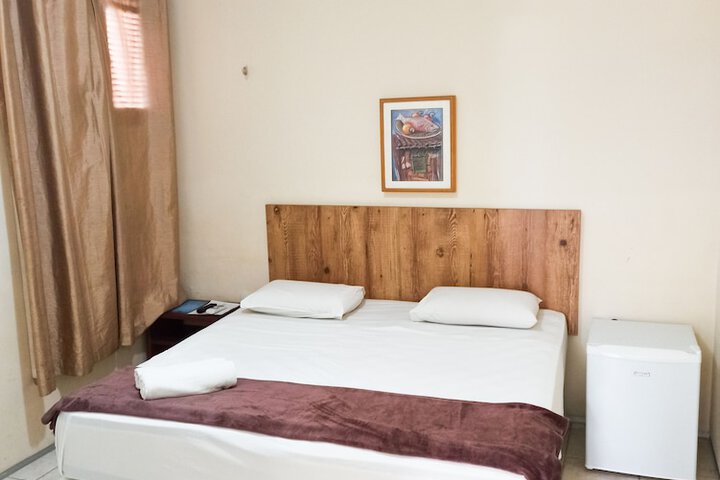 Room 4 of 30