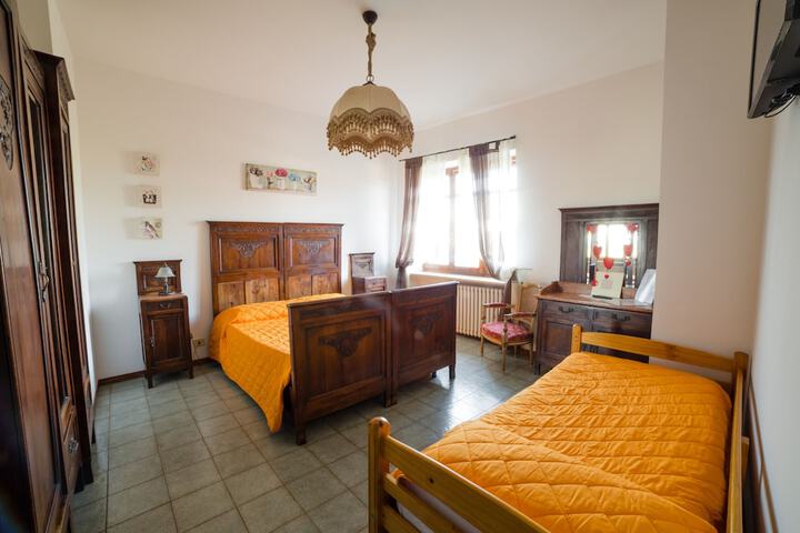 Room 14 of 17