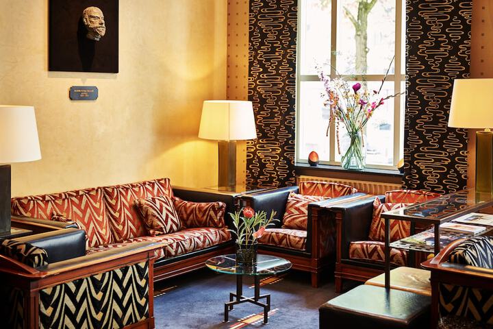 Hotel Lobby
