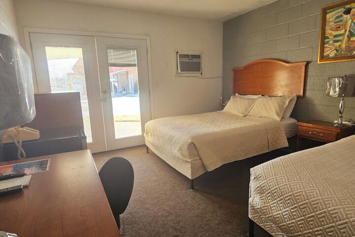Room 17 of 30