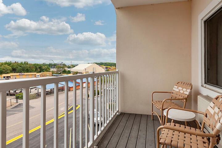 Terrace/Patio 17 of 33