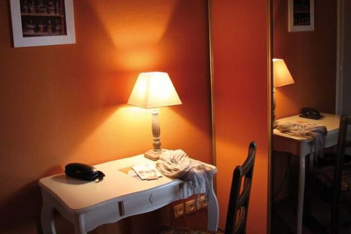 Room 79 of 147