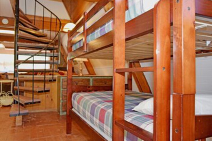 Room 16 of 21