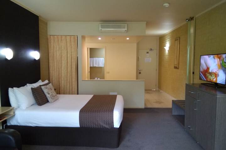 Room 14 of 45