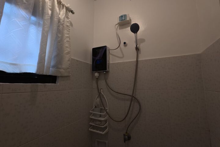 Room 121 of 144