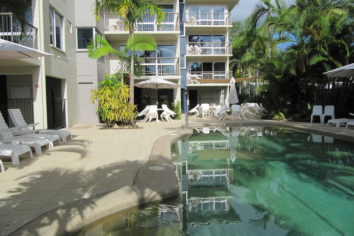 Pool 20 of 30