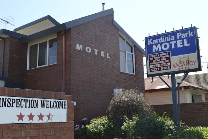 Property Grounds 35 of 39