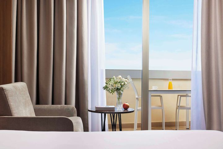 Room 14 of 51
