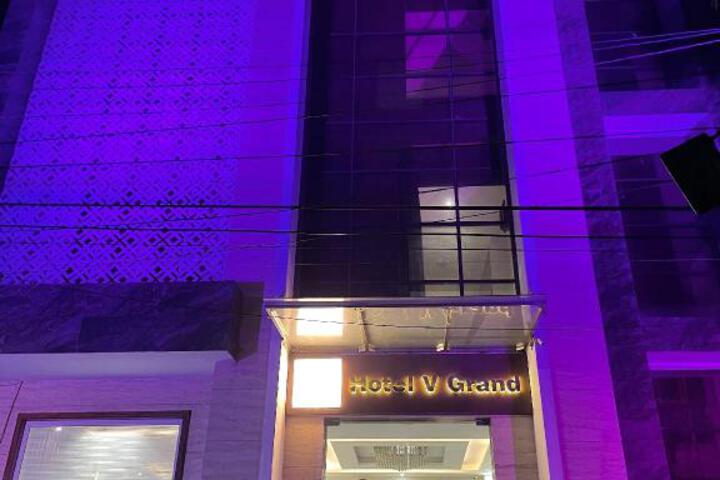 Hotel V Grand Bareilly