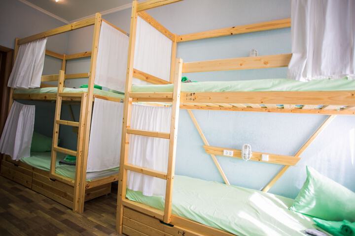 Room 14 of 30