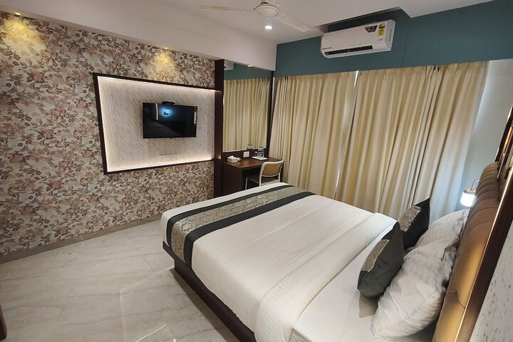 Room 22 of 60