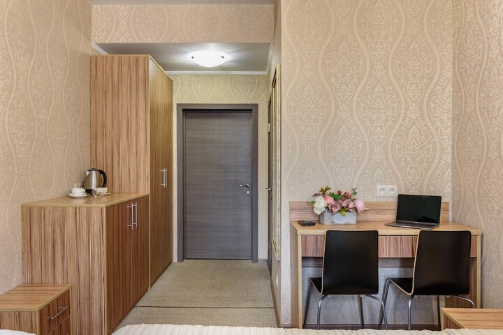 Room 37 of 53