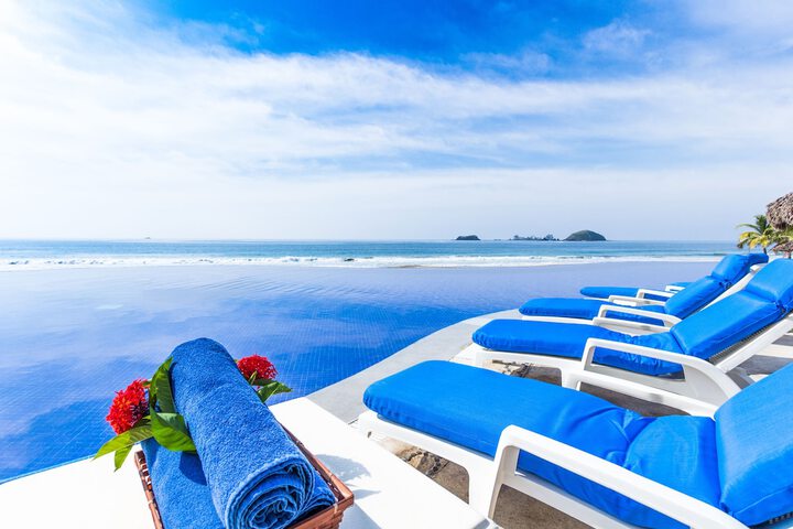Pools & Facilities