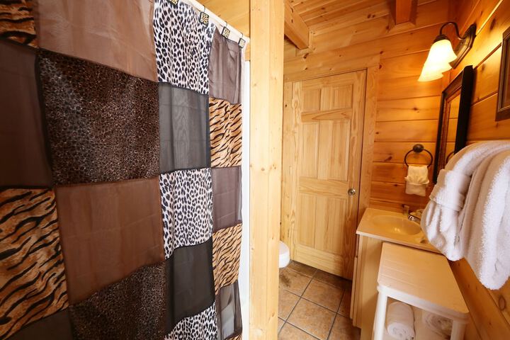 Room 15 of 24