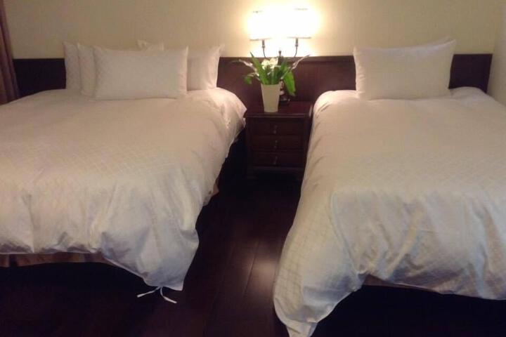 Room 34 of 47