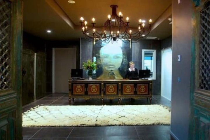 Guest Lobby