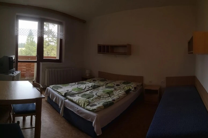 Room 2 of 14