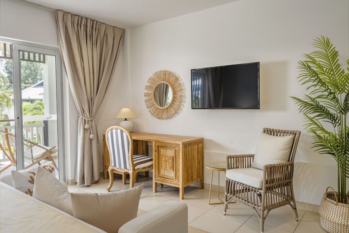Room 52 of 147