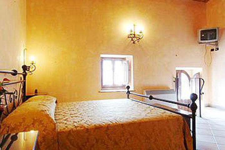 Room 20 of 31
