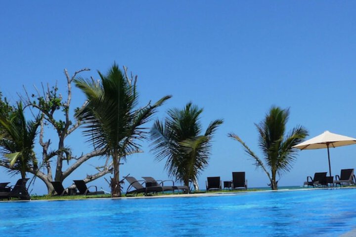 Pool 37 of 64