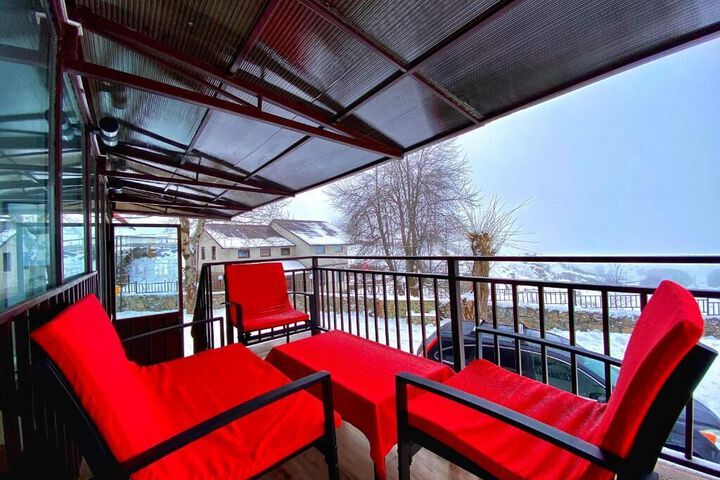 Terrace/Patio 3 of 100