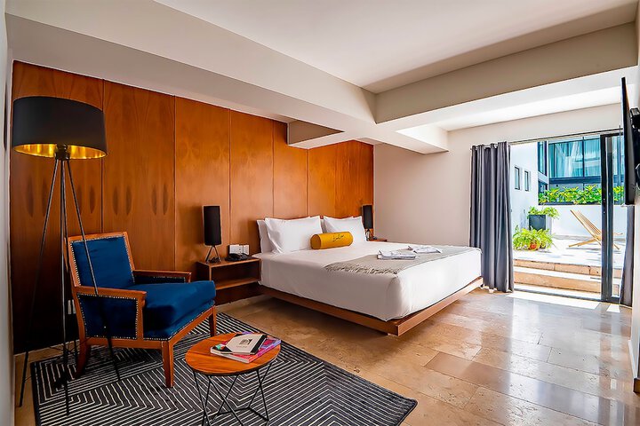Room 8 of 29