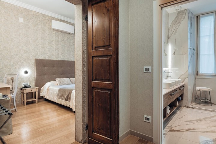 Room 32 of 124