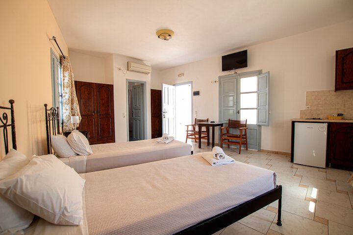 Room 22 of 53