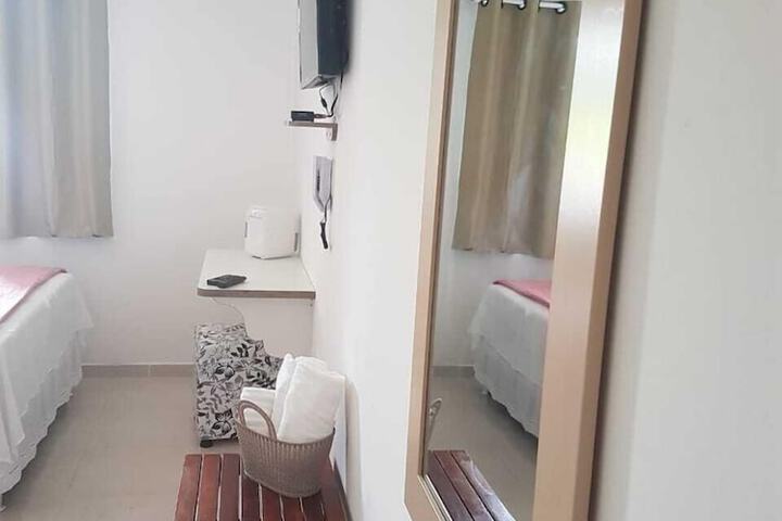 Room 10 of 45