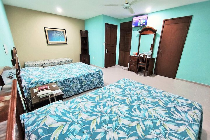 Room 10 of 24