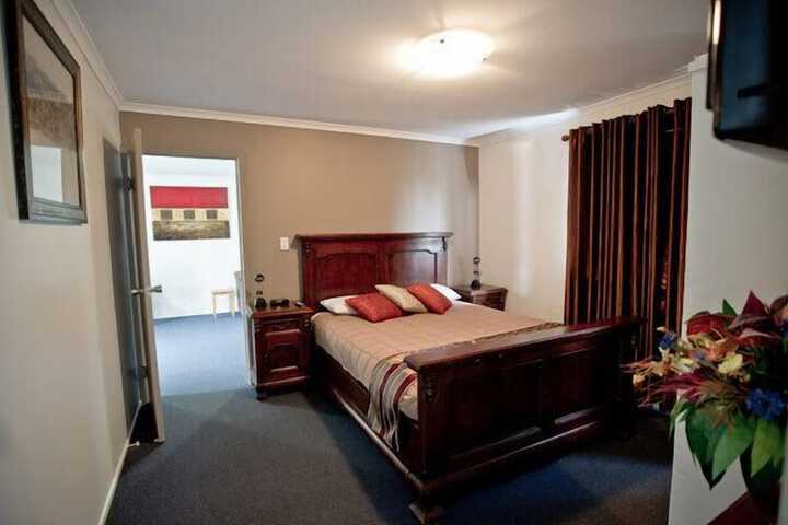 Room 14 of 35