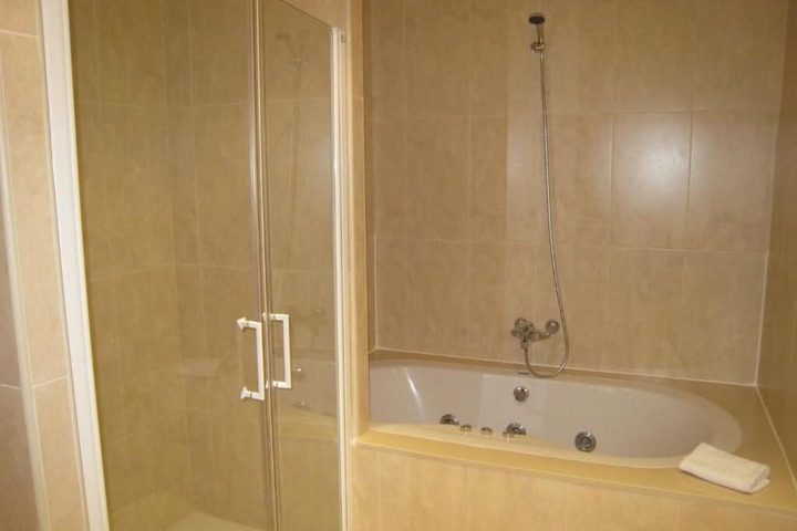 Bath Interior