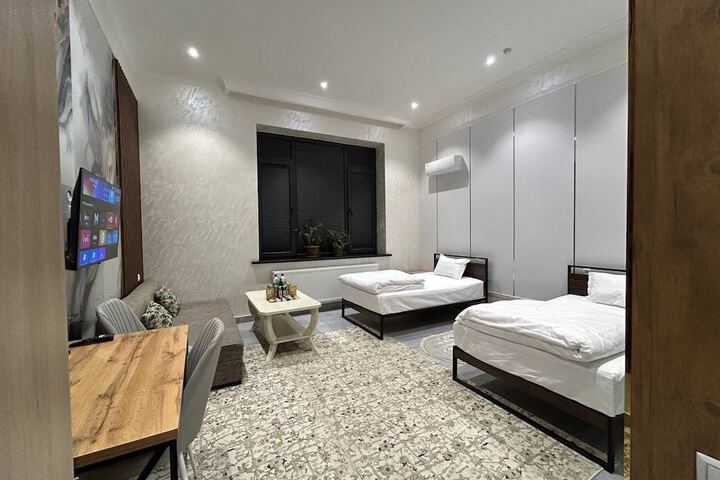 Room 3 of 17