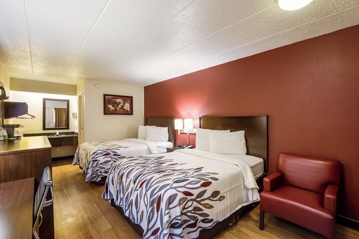 Room 10 of 30