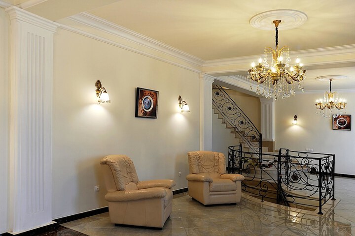 Room 30 of 60