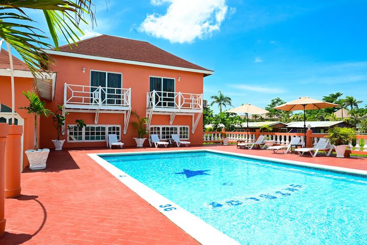 Shields Negril Villas