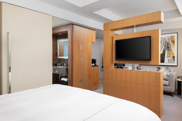 Room 50 of 114