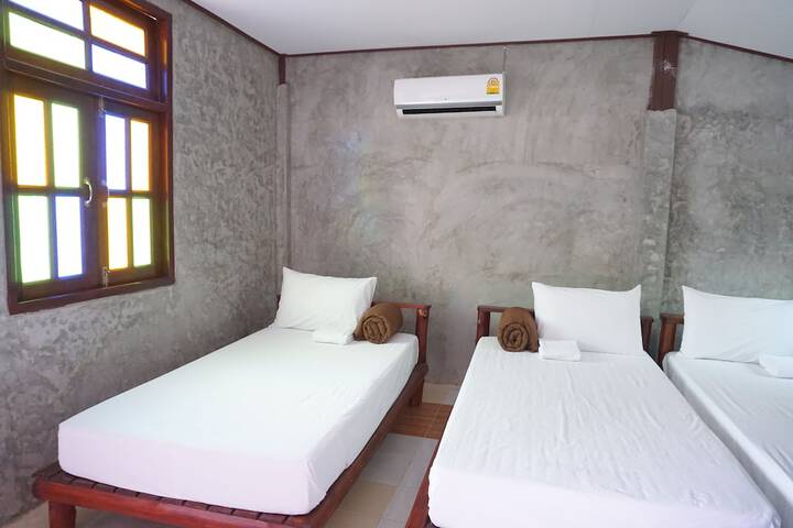 Room 31 of 37