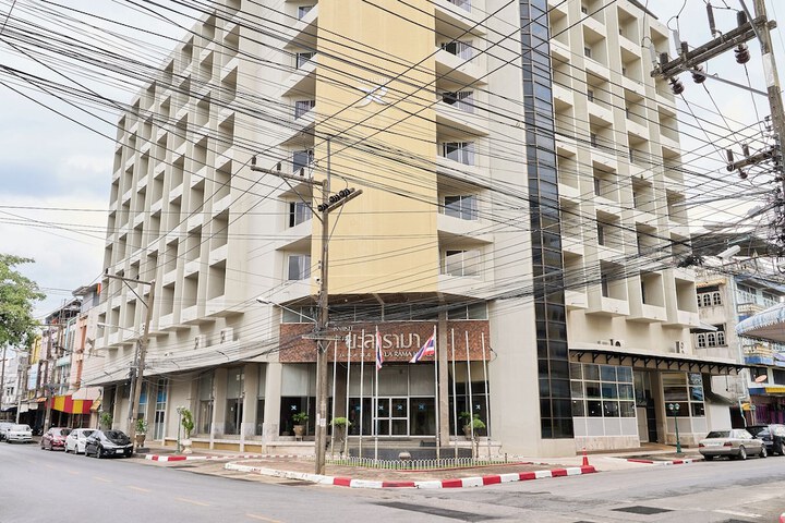 Hotel 37 of 39