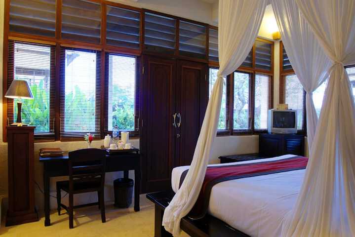 Room 21 of 121