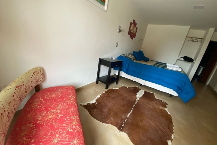 Room 37 of 136