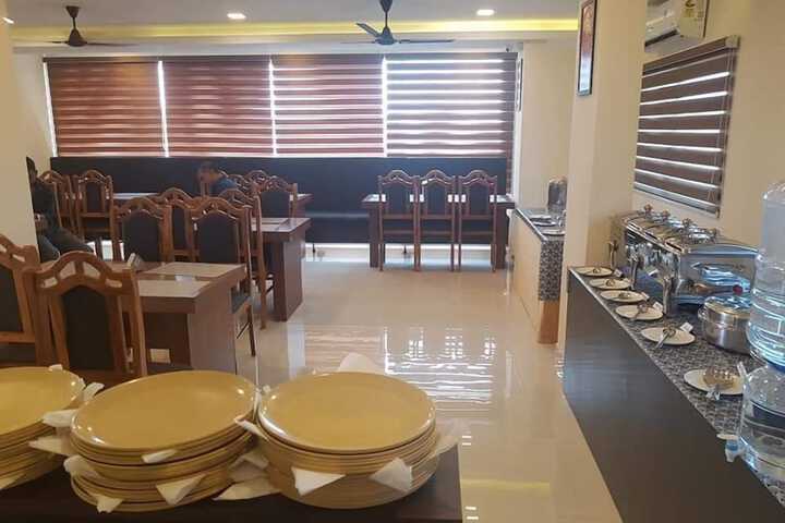 Dining Photos