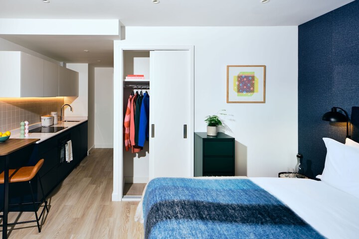 Room 9 of 95