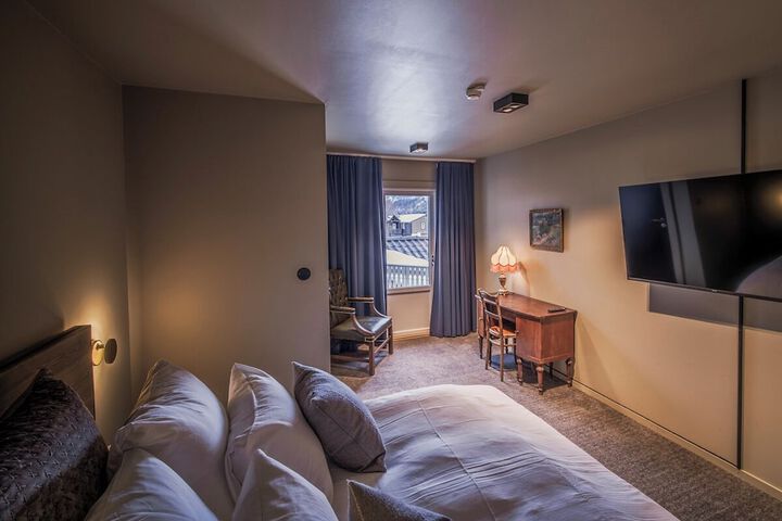Room 12 of 54