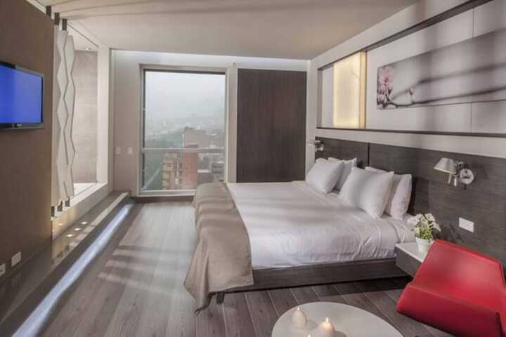 Room 6 of 36