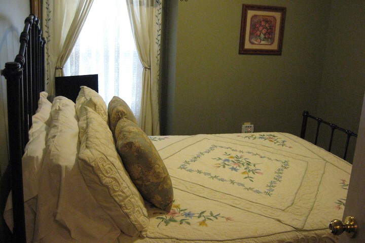 Room 19 of 114