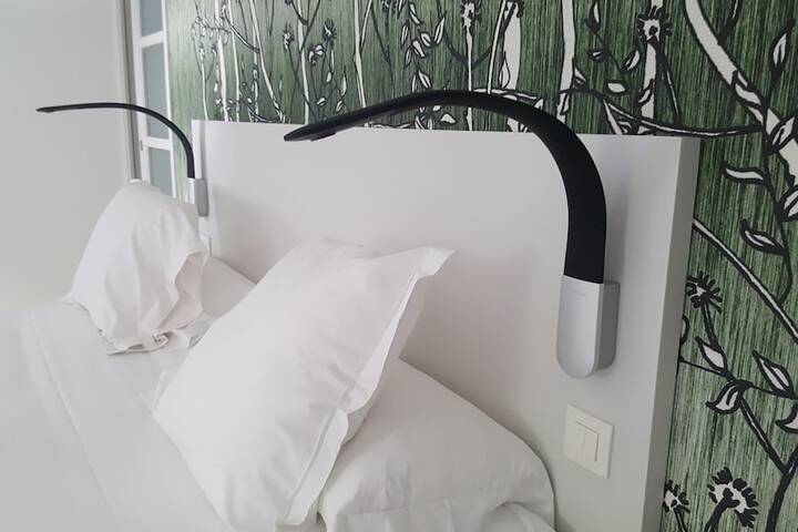 Room 4 of 71